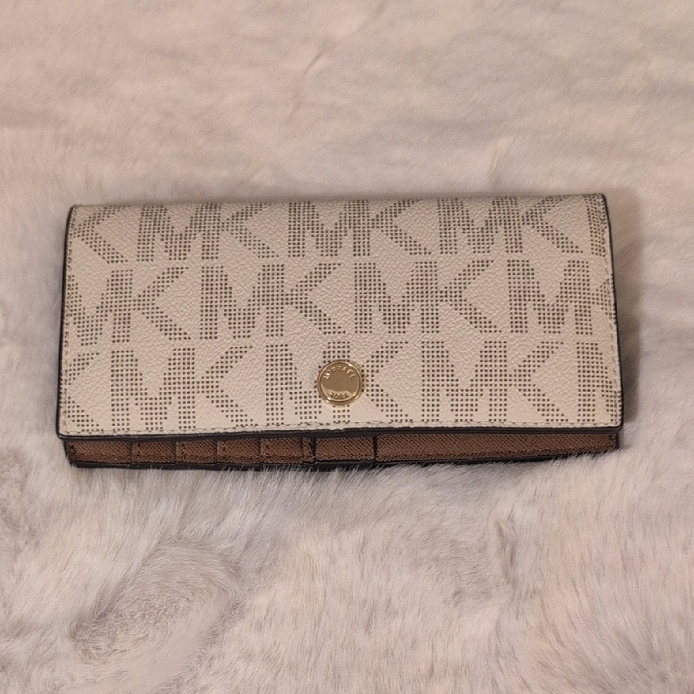 Michael Kors Signature White and Brown Wallet